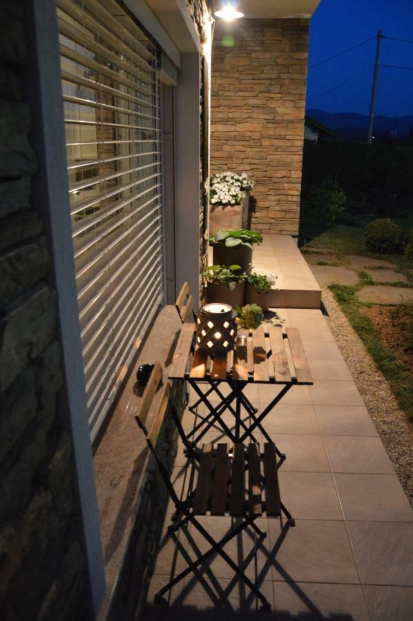 Maple Place Apartment *