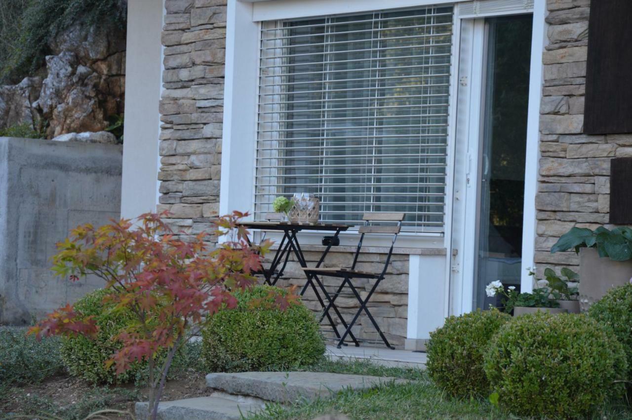 Maple Place Apartment *